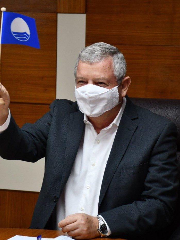 O prefeito de Niter&oacute;i, Axel Grael, destacou que a Praia do Sossego &eacute; a primeira da cidade com esse certificado internacional.