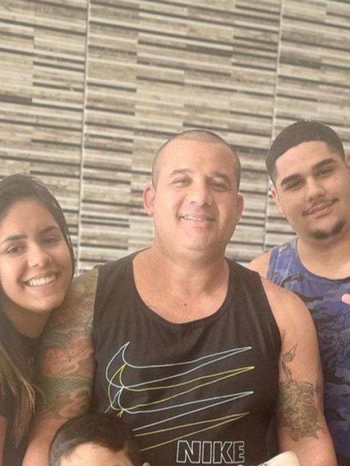 M&aacute;rcio Alessandro Lima com os filhos