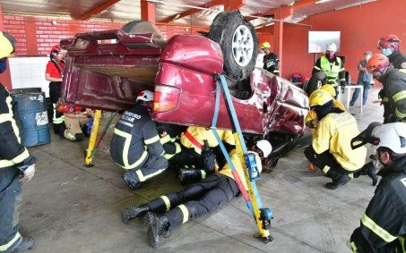 Bombeiros do Rio fazem megatreinamento na semana em memória das vítimas de trânsito