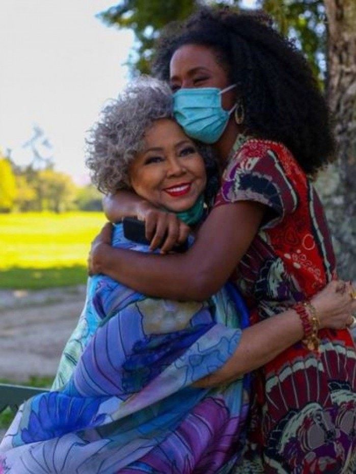 Alcione e Maju Coutinho
