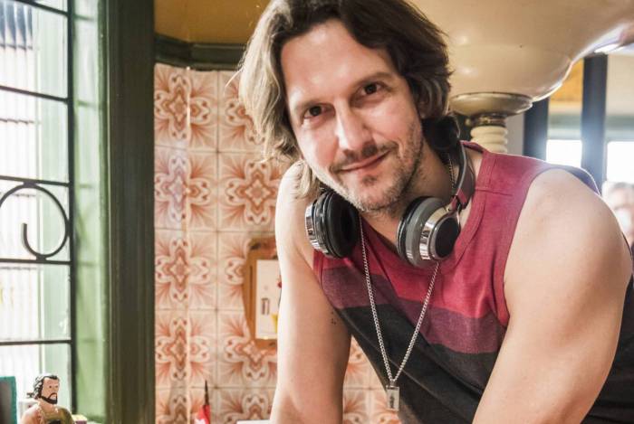 Vladimir Brichta é o Neném, na novela 'Quanto Mais Vida, Melhor!', nova novela das 19h da Globo