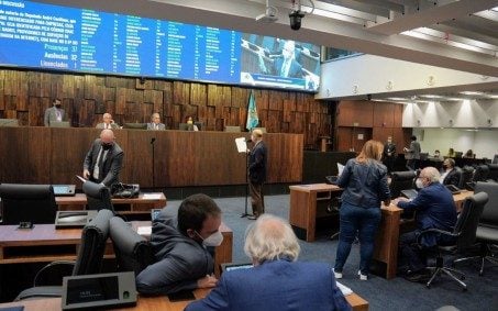 Alerj aprova relatório da CPI dos Royalties