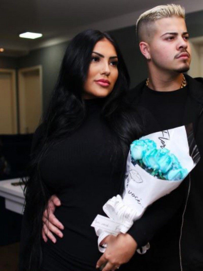 O funkeiro Jottap&ecirc; e a namorada Estefany Boro