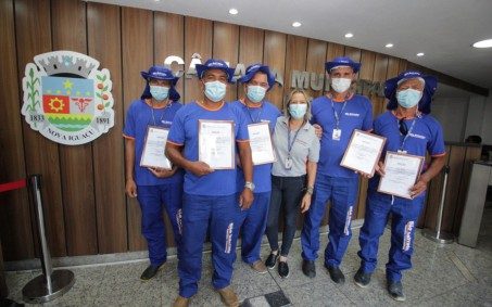 Servidores de admnistradora de cemitérios de Nova Iguaçu são homenageados