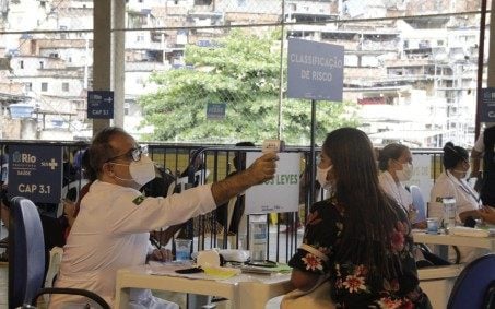 Polo de atendimento para casos de gripe é inaugurado no Complexo do Alemão