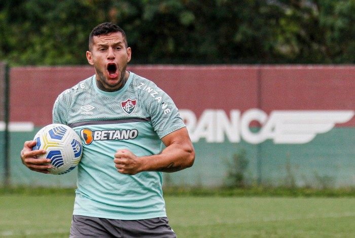 Rio de Janeiro - 08/12/2021 - Ct Carlos Castilho. .Fluminense treina esta manhã no CT Carlos Castilho..FOTO: LUCAS MERÇON / FLUMINENSE F.C....IMPORTANTE: Imagem destinada a uso institucional e divulgação, seu.uso comercial está vetado incondicionalmente por seu autor e o.Fluminense Football Club.É obrigatório mencionar o nome do autor ou.usar a imagem....IMPORTANT: Image intended for institutional use and distribution..Commercial use is prohibited unconditionally by its author and.Fluminense Football Club. It is mandatory to mention the name of the.author or use the image....IMPORTANTE: Imágen para uso solamente institucional y distribuición. El.uso comercial es prohibido por su autor y por el Fluminense FootballClub. .És mandatório mencionar el nombre del autor ao usar el imágen.