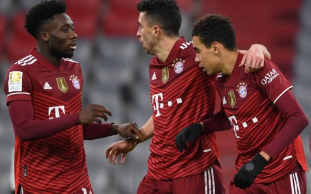 Refugiado da Libéria, jogador do Bayern vai doar bônus da Copa do Mundo para instituições de caridade