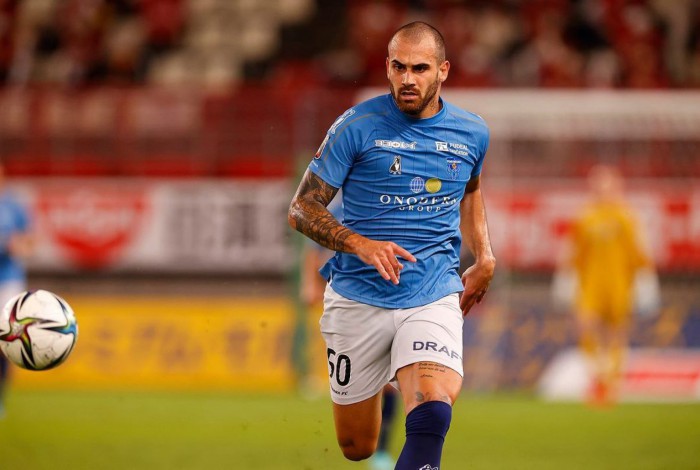 Ex-Flamengo, Felipe Vizeu, que pertence a Udinese, está emprestado ao Yokohama FC, do Japão.