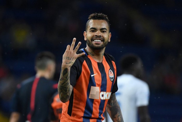 Dentinho está atualmente sem clube