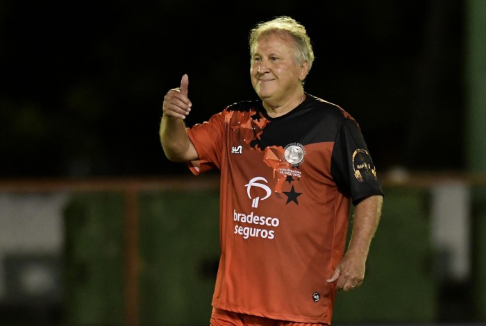 O ex jogador Zico durante o jogo das estrelas 2021 , realizado no estádio Luso Brasileiro  na cidade do Rio de Janeiro, RJ, nesta Terça-feira, 28.