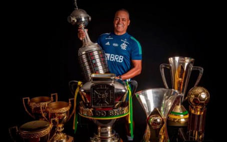 Flamengo inicia reformulação na comissão e demite funcionário