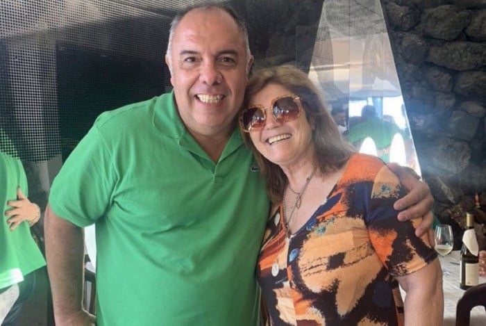 Vice de futebol do Flamengo, Marcos Braz, publica foto com mãe de Cristiano Ronaldo