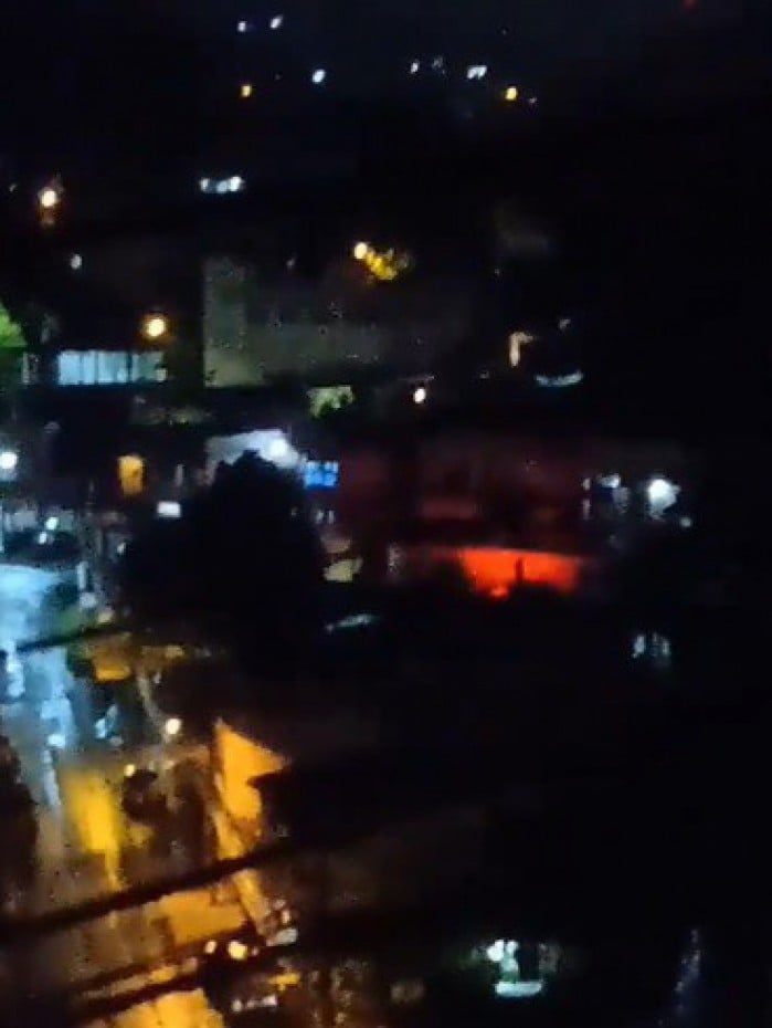 Criança morre após ser atingida por bala perdida em Queimados