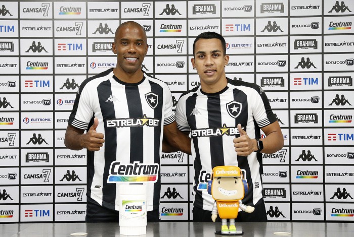 Fabinho e Breno. Botafogo 