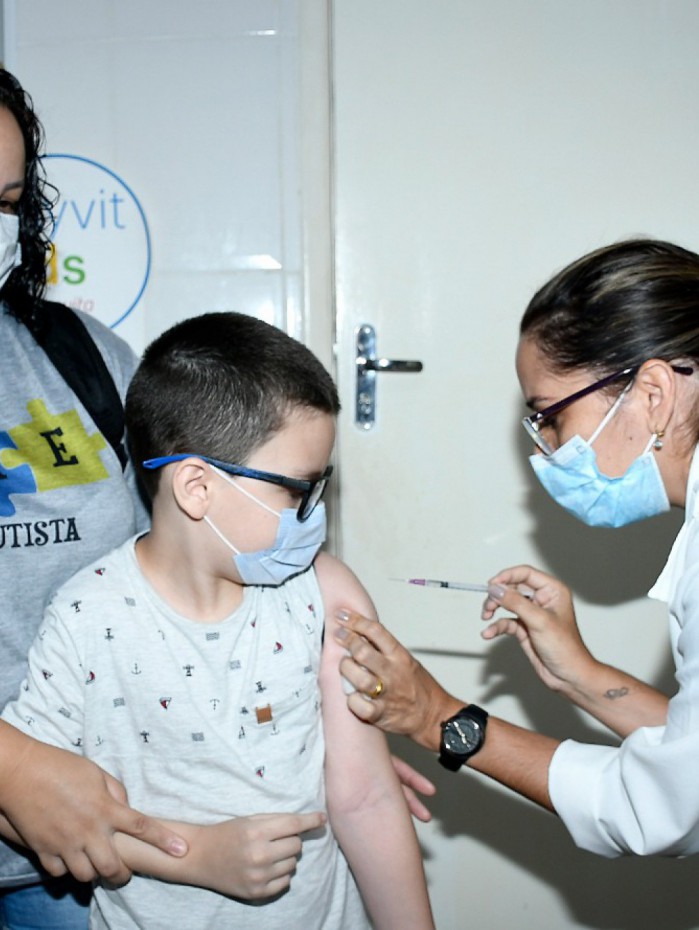 Nova Iguaçu iniciou a vacinação infantil nesta semana