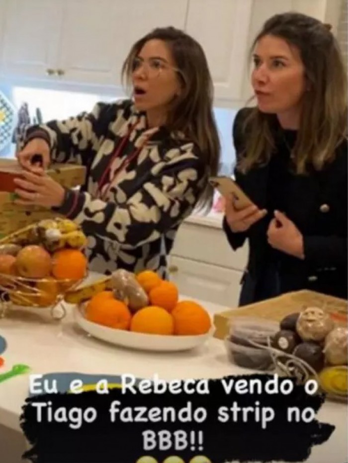  Patrícia e Rebeca Abravanel 