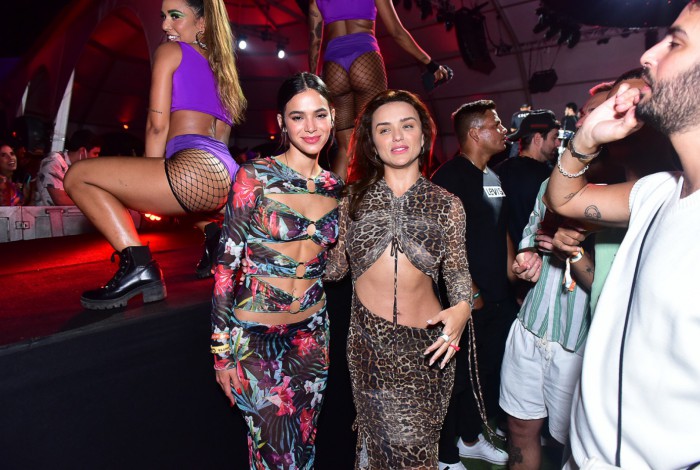 Bruna Marquezine e Rafa Kalimann