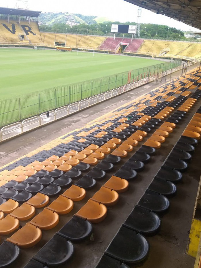 O uso de máscara na chegada e durante toda a partida será obrigatório, segundo informou o VRFC 