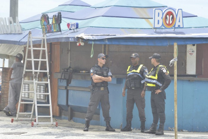 Policiamento no Quiosque Tropicália, onde o congolês foi morto na Barra da Tijuca
