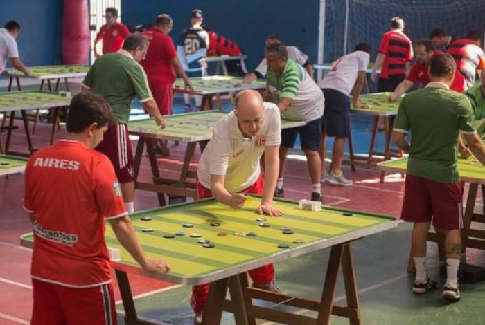 Campeonato Carioca de Futebol de Mesa retorna com competição entre equipes