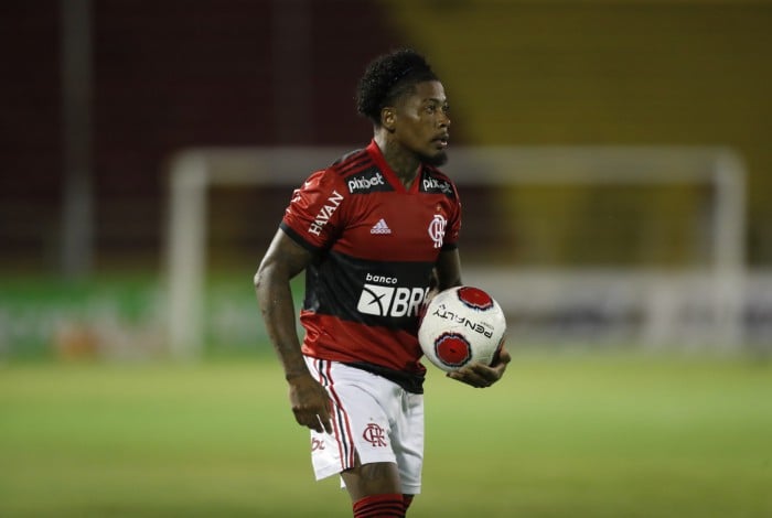 Marinho em ação pelo Flamengo
