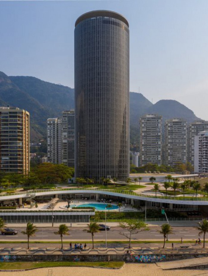 O pr&eacute;dio foi tombado em 1998 como patrim&ocirc;nio hist&oacute;rico e cultural da humanidade e s&iacute;mbolo da arquitetura brasileira