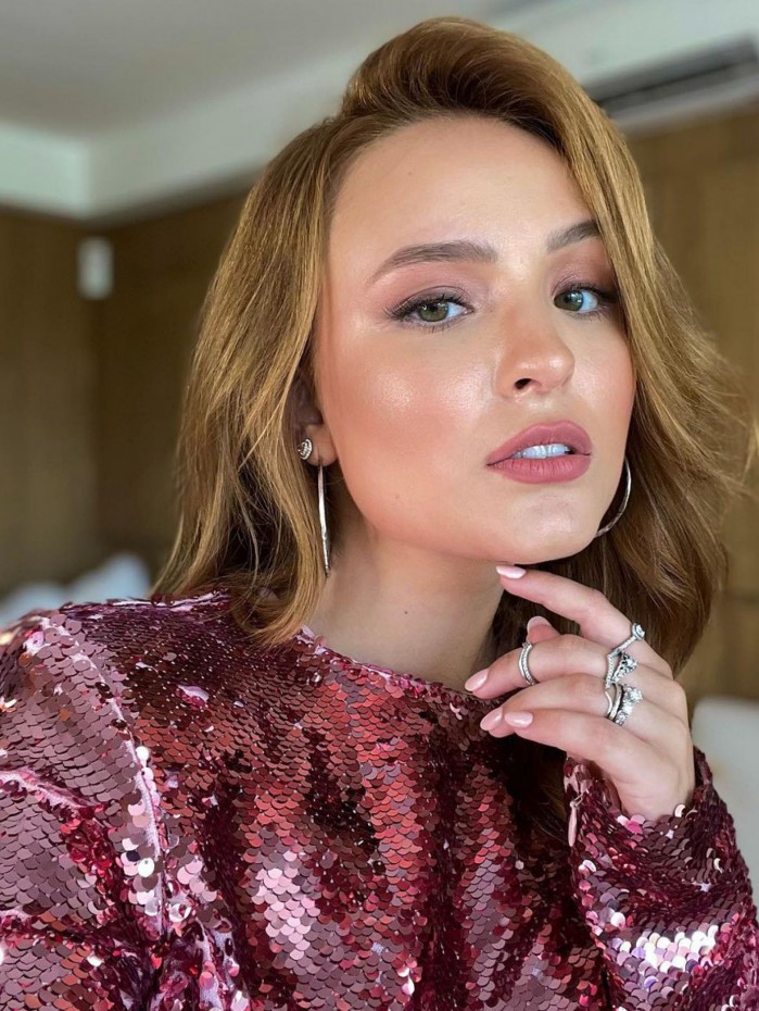 Larissa Manoela