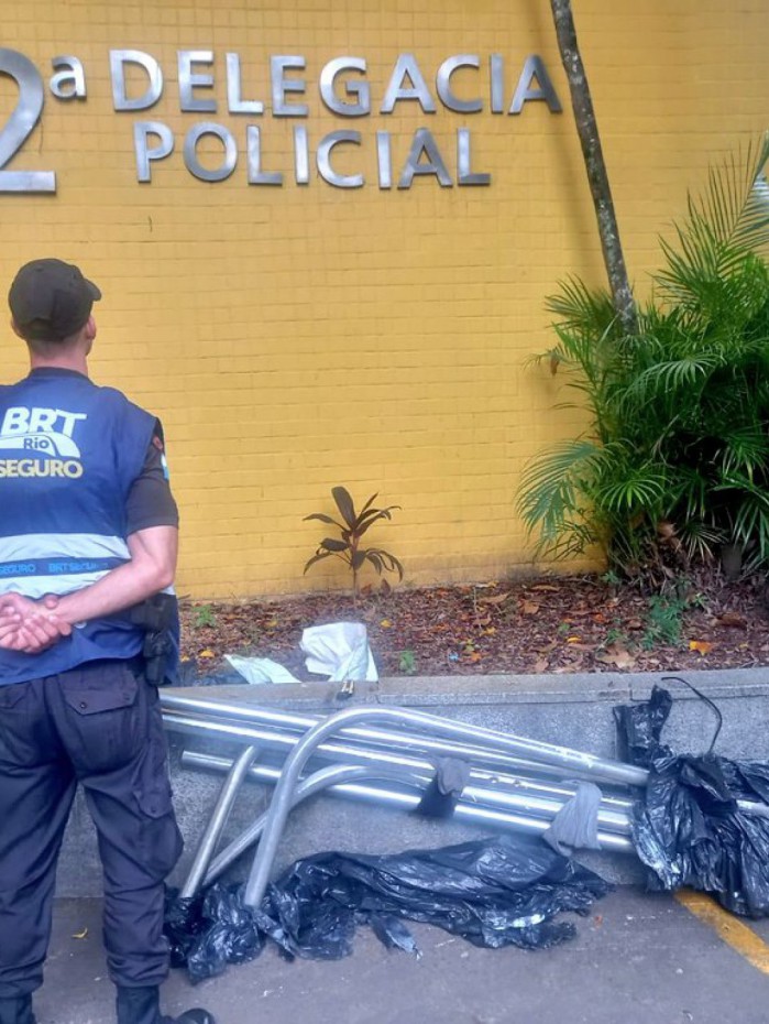 Pe&ccedil;as de inox roubadas foram recuperadas