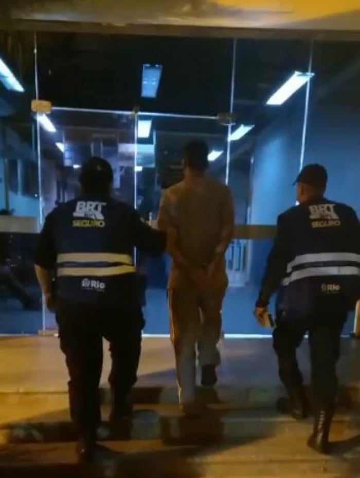 Cinco homens foram presos por equipes do programa BRT Seguro - Divulgação