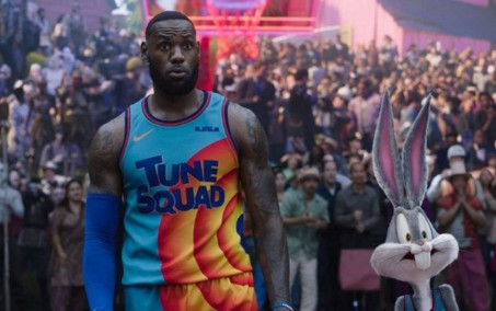 Filme 'Space Jam', com LeBron James, é indicado a 'pior filme de 2021' em premiação; atleta dos Lakers é indicado a 'pior ator do ano'