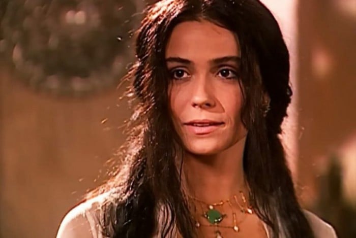 Jade (Giovanna Antonelli) em cena da novela O Clone 