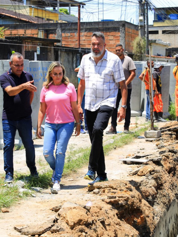Maria M&aacute;rcia Rodrigues e Paulo C&eacute;sar destacaram a import&acirc;ncia das obras realizadas pela Prefeitura