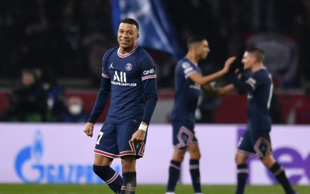 Nos acréscimos, PSG abre o placar e vence Real Madrid pela Champions League