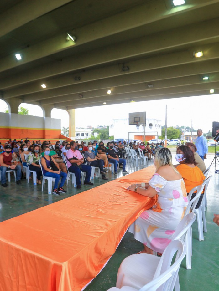O secret&aacute;rio de Defesa Civil, Alberto Vieira, lembrou que inspetores e vigias s&atilde;o importantes no suporte aos alunos
