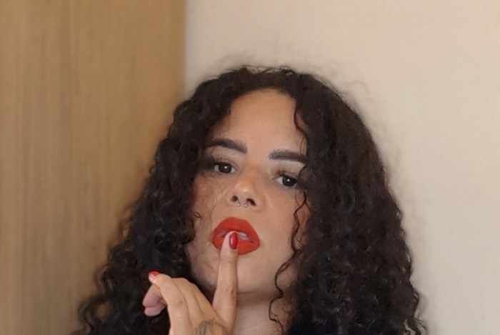 Jane Bernardino - Instagram: @calmakika