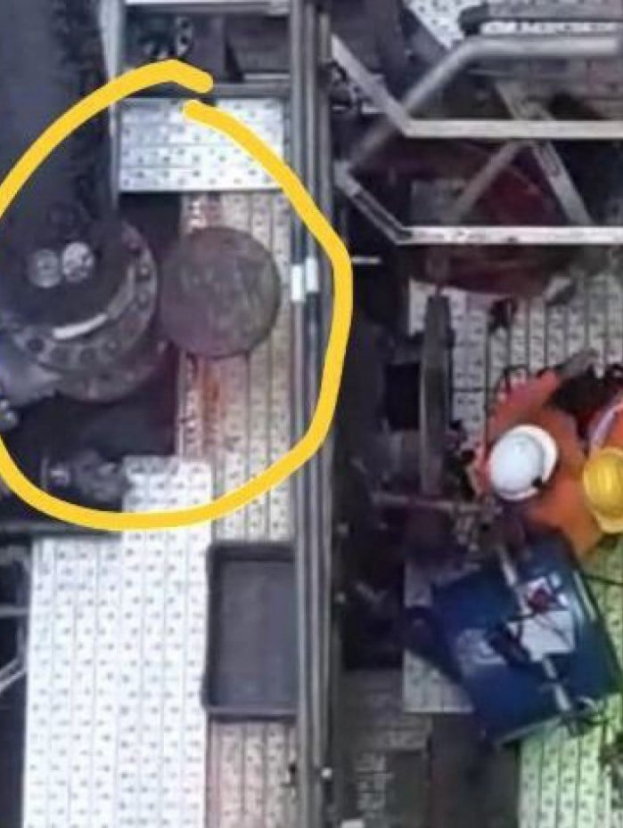 Liga&ccedil;&atilde;o de tubula&ccedil;&atilde;o de g&aacute;s chamada de 'raquete', circulada em amarelo na imagem, estava aberta durante servi&ccedil;o de caldeireiro que morreu em equipamento da Reduc