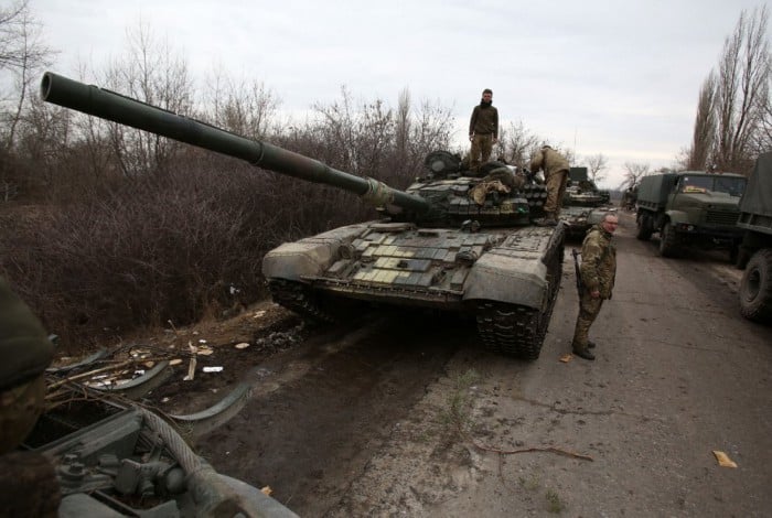 Rússia diz que vai atacar Kiev e pede saída de moradores