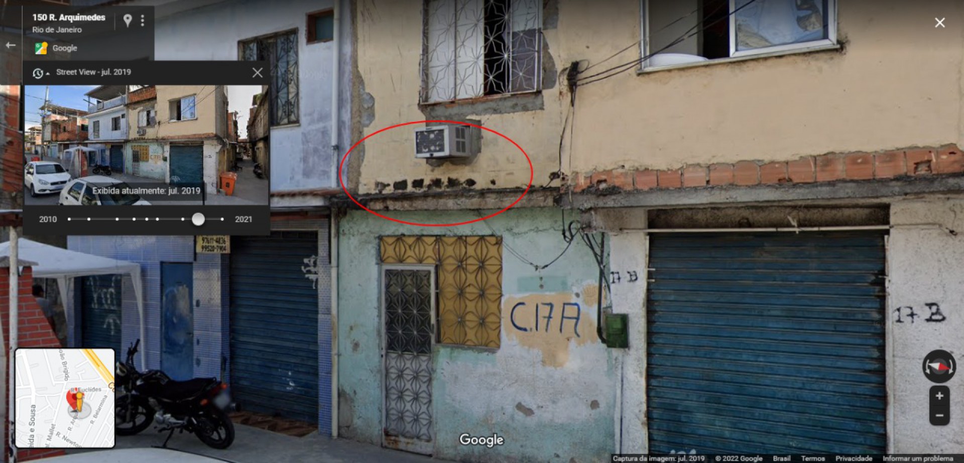 Fachada semelhante &eacute; encontrada na Rua Arquimedes, com as mesmas caracter&iacute;sticas 