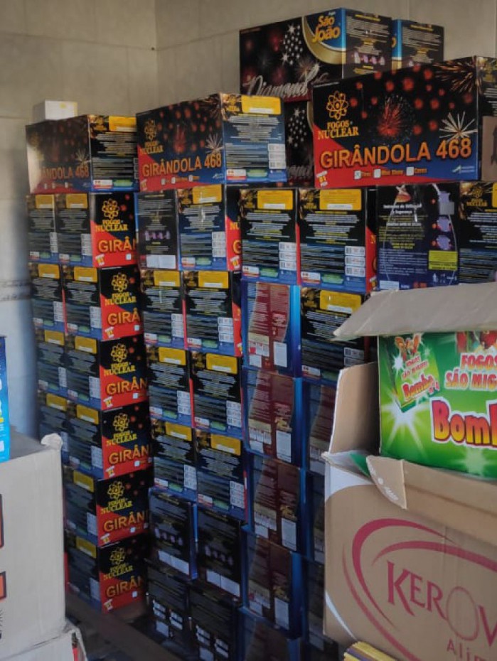 Armazenamento irregular dos explosivos poderia causar grave acidente