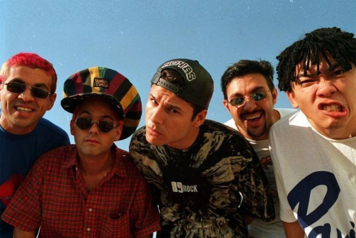 A banda Mamonas Assassinas teve um fim trágico após o acidente de avião que vitimou todos os integrantes