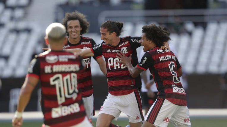 [COMENTE] Como você avalia o desempenho do Flamengo na vitória diante do Vasco?