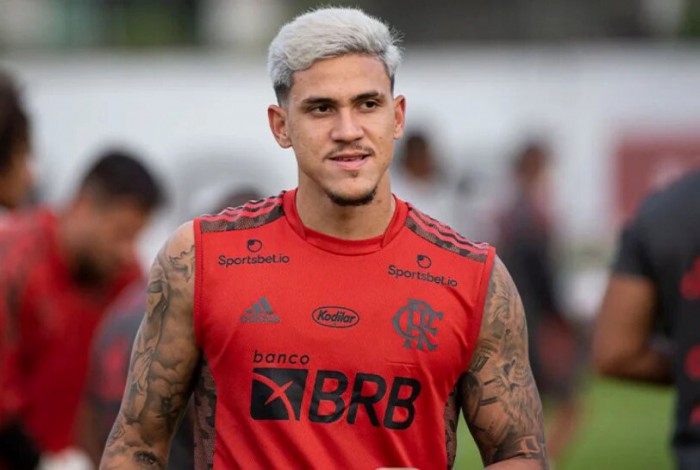 Flamengo não tem interesse em negociar o atacante Pedro