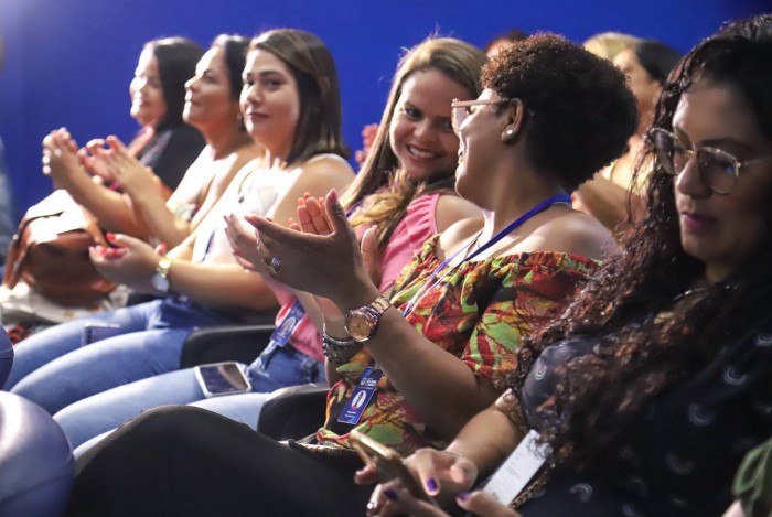 Público presente no evento Mulheres sem Rótulos, em São João de Meriti 