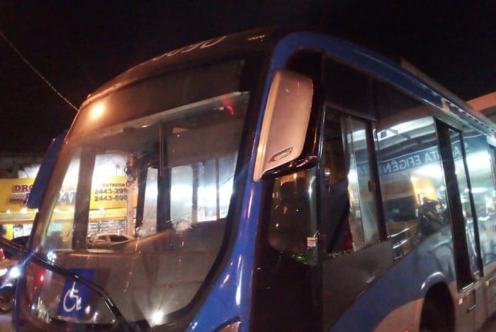 BRT é vandalizado na Taquara