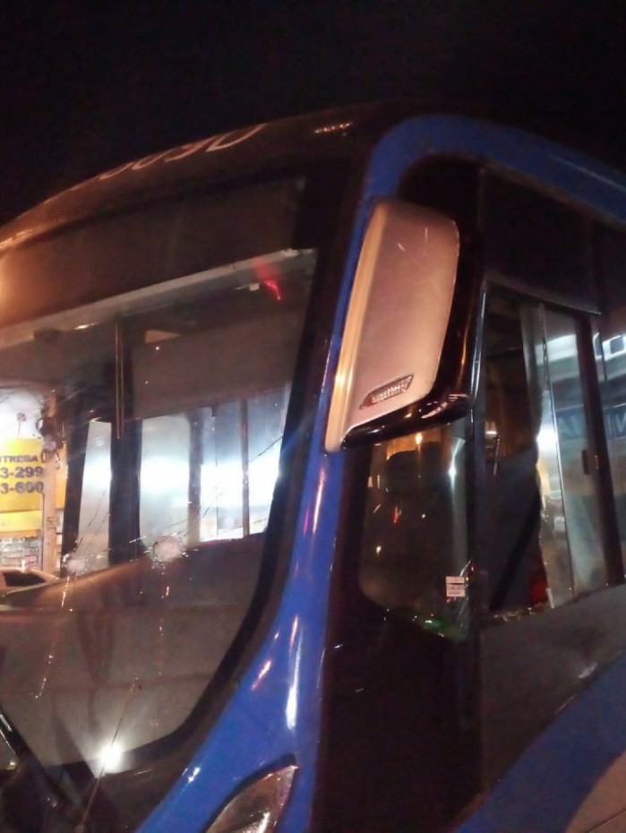 BRT é vandalizado na Taquara