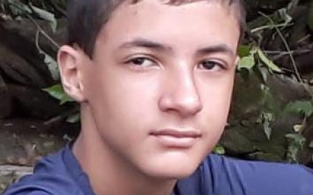 Família procura menino de 13 anos sumido após sair da escola em Niterói 