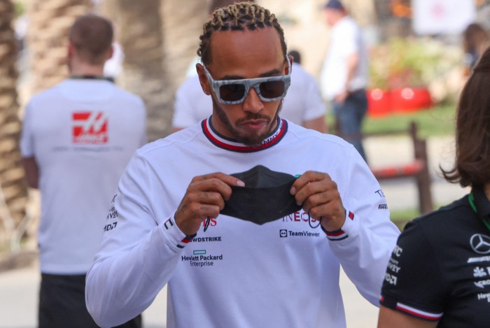 Lewis Hamilton vem sofrendo com a Mercedes em 2022