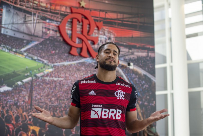 O zagueiro Pablo foi anunciado oficialmente como novo jogador do Flamengo