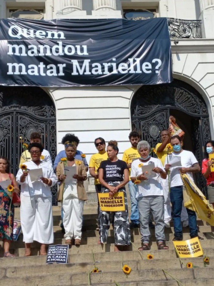 Figuras políticas marcaram presenças nos protestos por Marielle e Anderson