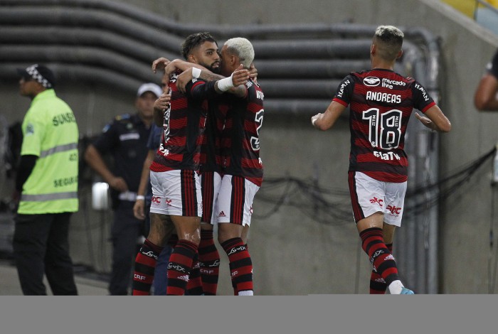 Flamengo vence o Vasco no primeiro jogo da semifinal do Carioca